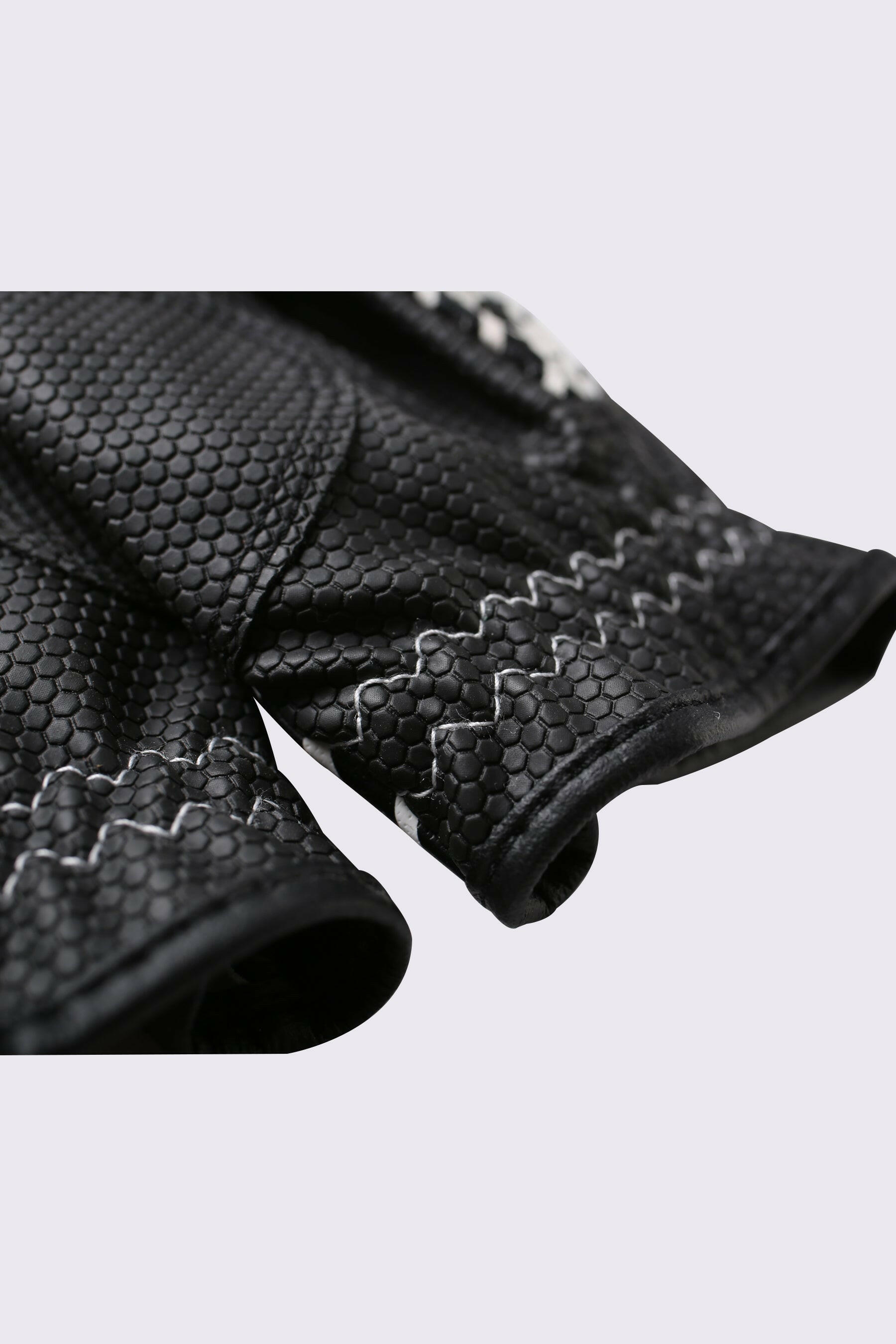 SVG Houndstooth Gloves.