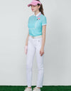 Women's slim pants with zipped pockets, in white.