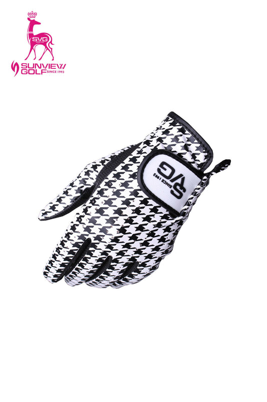 SVG Houndstooth Gloves.